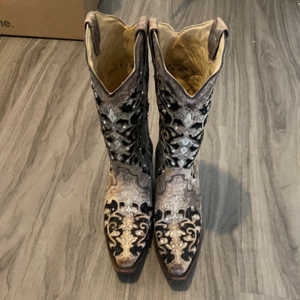 Corral cowgirl boots